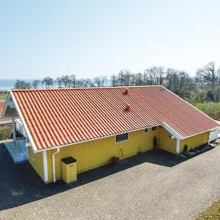 Casa de Férias Two-bedroom Holiday In Bjert