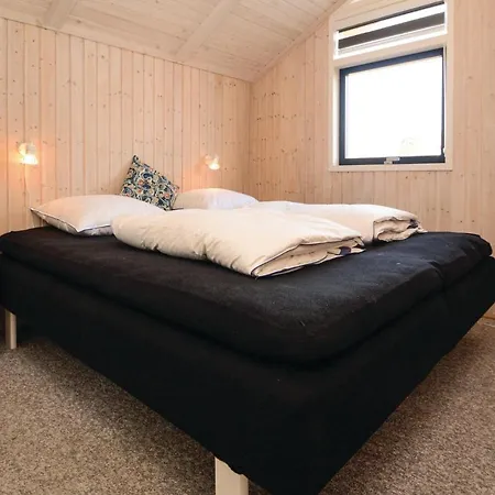Two-bedroom Holiday In Bjert Casa de Férias *